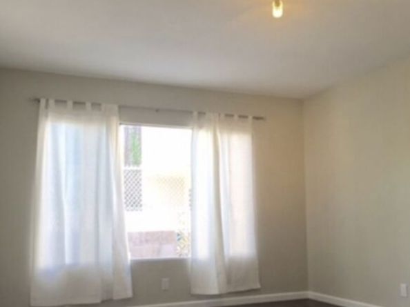 524 E Hazel Street, Inglewood CA 90302