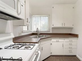 524 E Hazel Street, Inglewood CA 90302