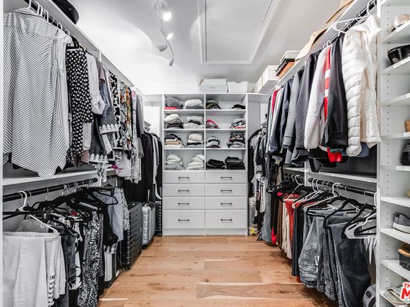 1258 E Elmwood Avenue, Burbank CA 91501