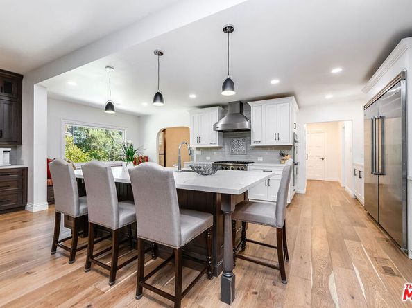 1258 E Elmwood Avenue, Burbank CA 91501