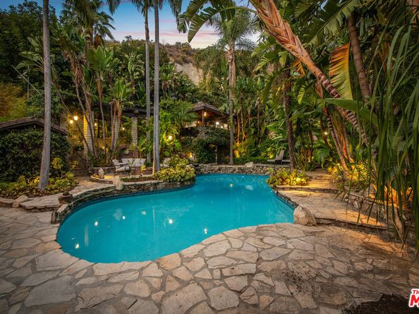 1258 E Elmwood Avenue, Burbank CA 91501