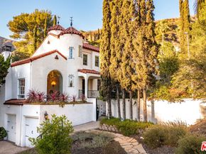 1258 E Elmwood Avenue, Burbank CA 91501