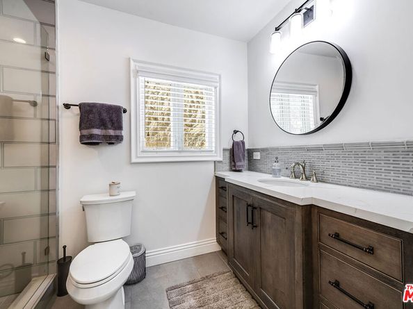 1258 E Elmwood Avenue, Burbank CA 91501