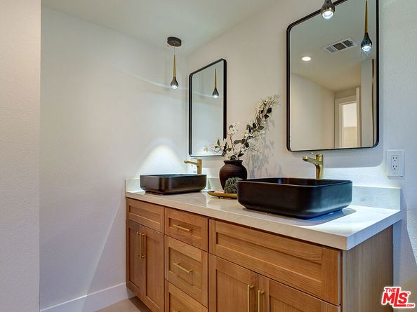 5241 Glenroy Drive, Huntington Beach CA 92649