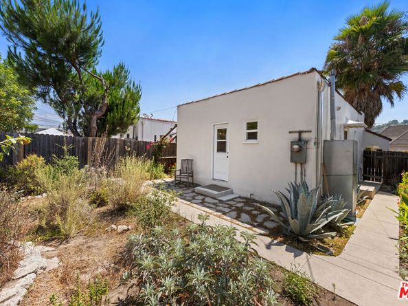 4015 Shelburn Court, Los Angeles CA 90065