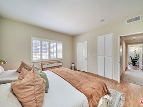 424 S Westmoreland Avenue 204, Los Angeles CA 90020