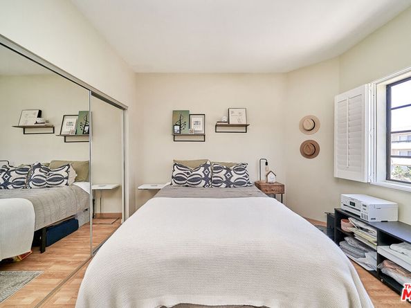 424 S Westmoreland Avenue 204, Los Angeles CA 90020