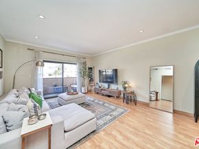 424 S Westmoreland Avenue 204, Los Angeles CA 90020