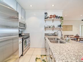 424 S Westmoreland Avenue 204, Los Angeles CA 90020