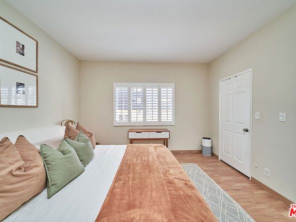 424 S Westmoreland Avenue 204, Los Angeles CA 90020