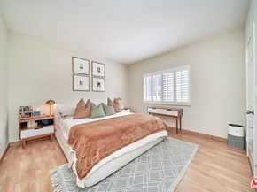 424 S Westmoreland Avenue 204, Los Angeles CA 90020