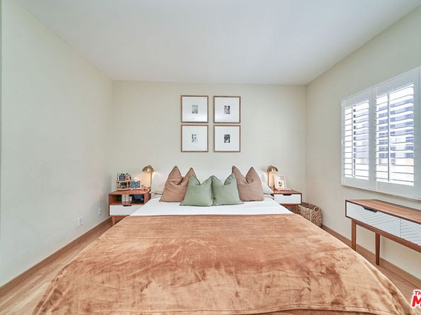 424 S Westmoreland Avenue 204, Los Angeles CA 90020