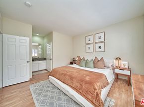 424 S Westmoreland Avenue 204, Los Angeles CA 90020