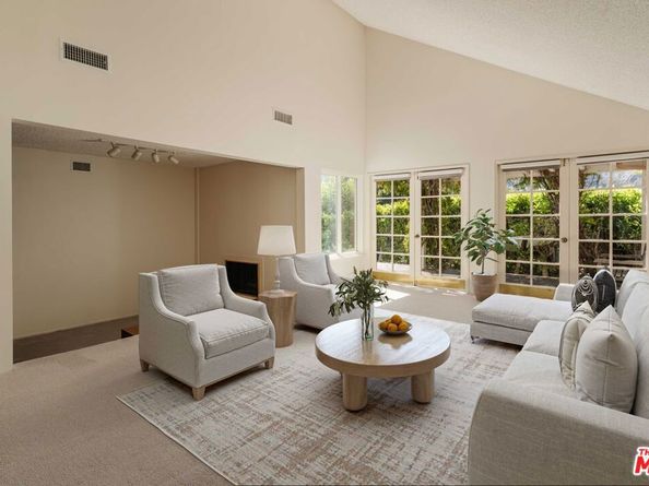 17053 Palisades Circle, Pacific Palisades CA 90272