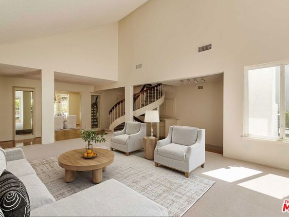 17053 Palisades Circle, Pacific Palisades CA 90272