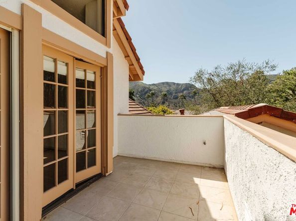 17053 Palisades Circle, Pacific Palisades CA 90272