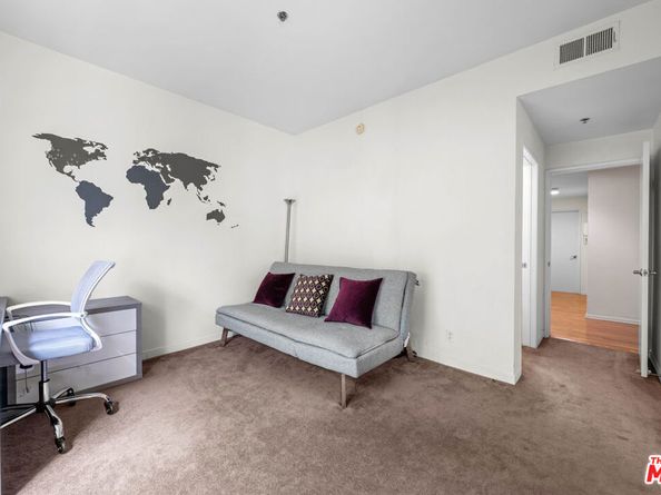 1401 S Bentley Avenue 202, Los Angeles CA 90025