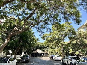 1401 S Bentley Avenue 202, Los Angeles CA 90025