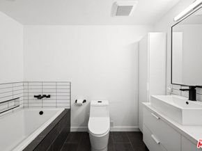 1401 S Bentley Avenue 202, Los Angeles CA 90025