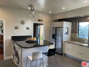 5625 Cambridge Way 301, Culver City CA 90230