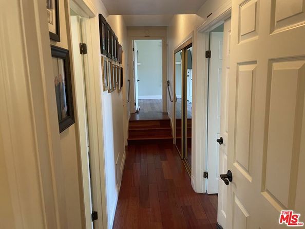 5625 Cambridge Way 301, Culver City CA 90230