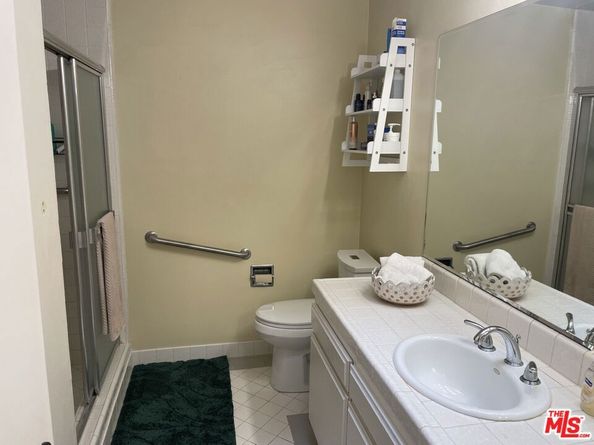 5625 Cambridge Way 301, Culver City CA 90230