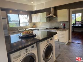 5625 Cambridge Way 301, Culver City CA 90230