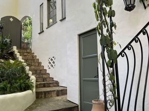 3472 Oak Glen Drive, Los Angeles CA 90068