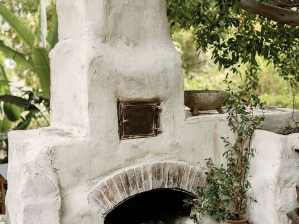 3472 Oak Glen Drive, Los Angeles CA 90068