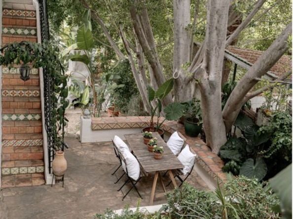 3472 Oak Glen Drive, Los Angeles CA 90068