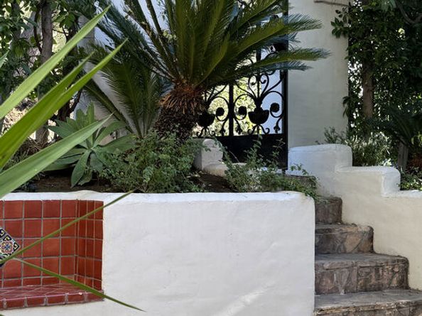 3472 Oak Glen Drive, Los Angeles CA 90068