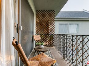 532 N Rossmore Avenue 406, Los Angeles CA 90004