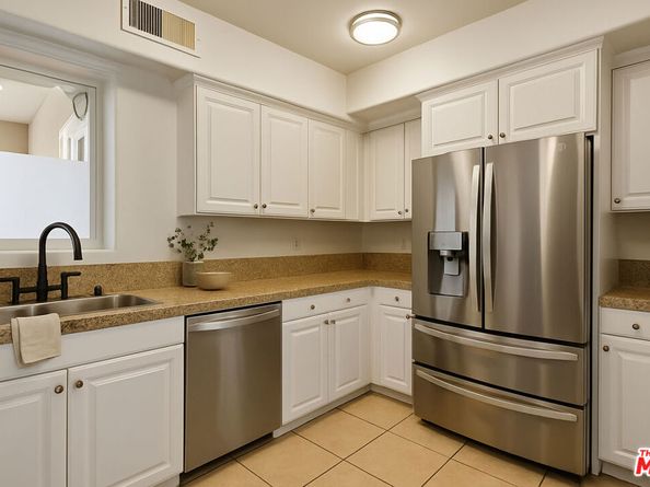 3401 S Bentley Avenue 306, Los Angeles CA 90034