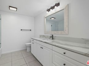 3401 S Bentley Avenue 306, Los Angeles CA 90034