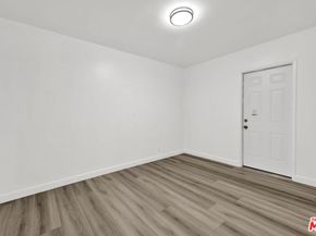 5042 N Glendora Avenue, Covina CA 91724