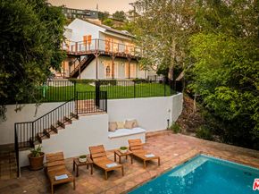 2745 La Cuesta Drive, Los Angeles CA 90046