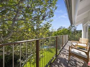 2745 La Cuesta Drive, Los Angeles CA 90046