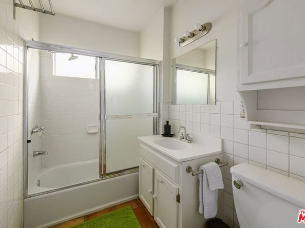 2022 N Catalina Street, Los Angeles CA 90027