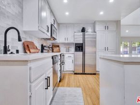 10210 Larwin Avenue 2, Chatsworth CA 91311