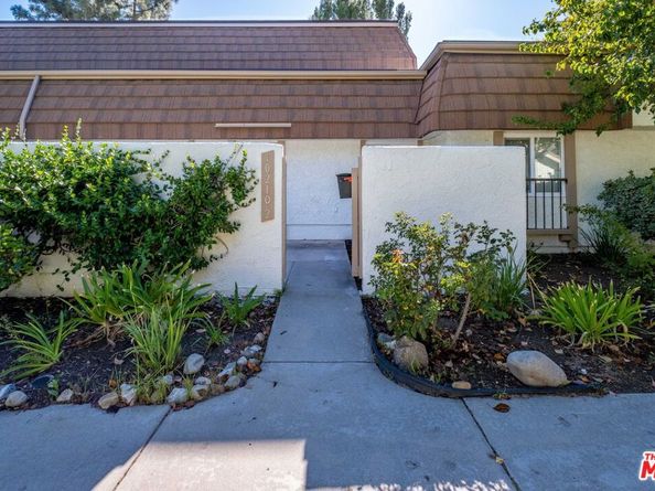 10210 Larwin Avenue 2, Chatsworth CA 91311