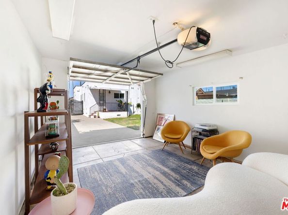 3920 3rd Avenue, Los Angeles CA 90008