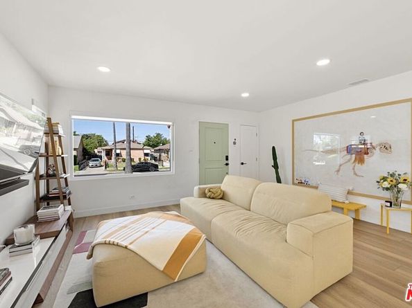 3920 3rd Avenue, Los Angeles CA 90008