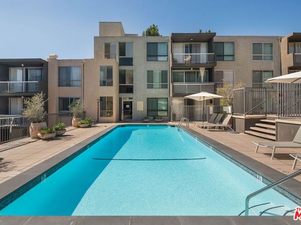 1745 Camino Palmero Street 327, Los Angeles CA 90046