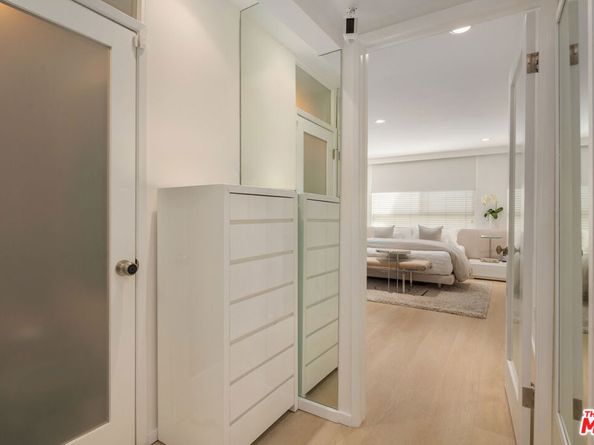 1745 Camino Palmero Street 327, Los Angeles CA 90046