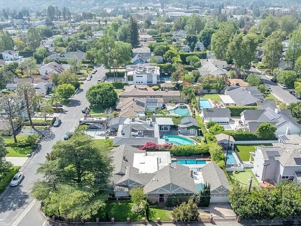 4559 Morella Avenue, Studio City CA 91607