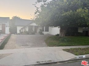 9333 Swinton Avenue, North Hills CA 91343