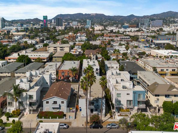 5933 Barton Avenue, Los Angeles CA 90038
