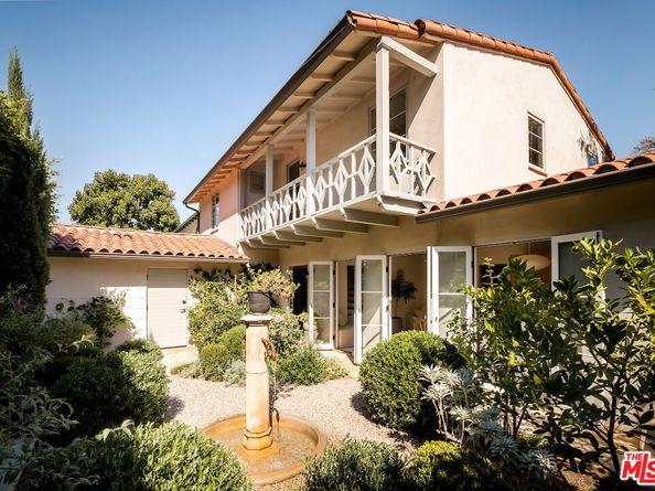 2252 Kenilworth Avenue, Los Angeles CA 90039