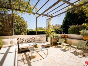 2252 Kenilworth Avenue, Los Angeles CA 90039