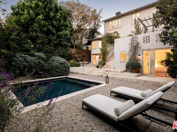 2252 Kenilworth Avenue, Los Angeles CA 90039